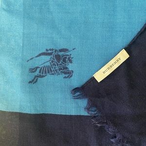 Burberry men’s scarf.